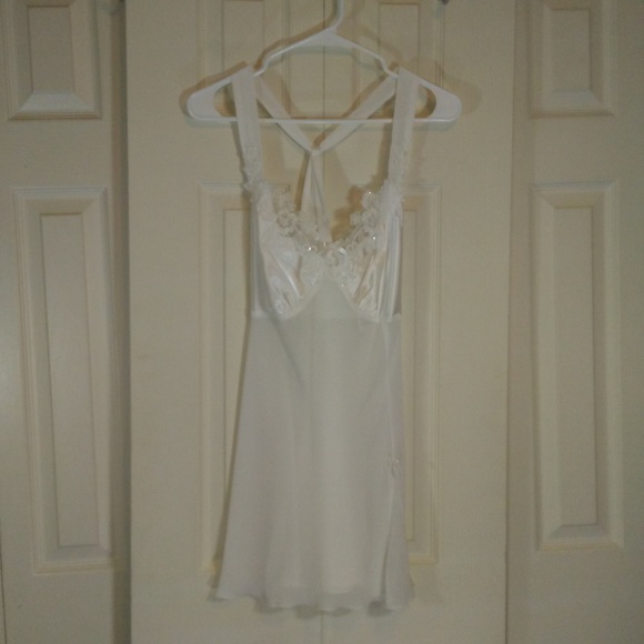 Linea Donatella Other - Linea Donatella White Chiffon and Satin Chemise